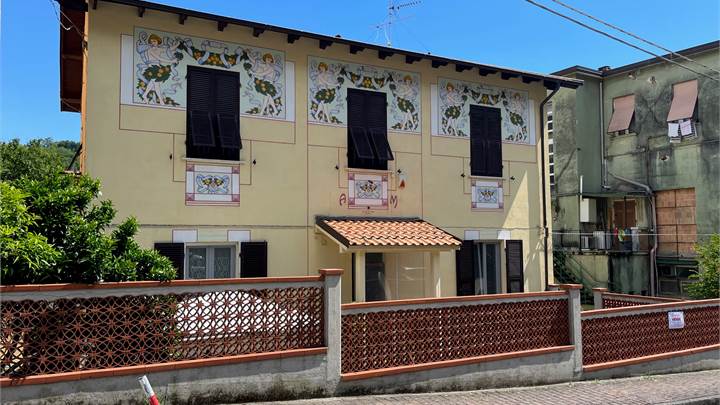 VILLETTA ZONA EST LA SPEZIA